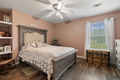 What a deal for this bundle! 4 bed, 3.5 bath, 2,911 sq ft. home on Glenwood Country Club in Arkansas - for sale on GolfHomes.com, golf home, golf lot