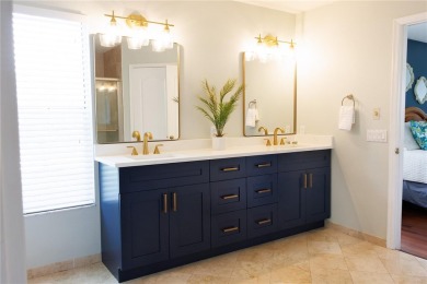 ***Seller is offering $10,000 towards buyers closing costs/rate on Hunters Green Country Club in Florida - for sale on GolfHomes.com, golf home, golf lot