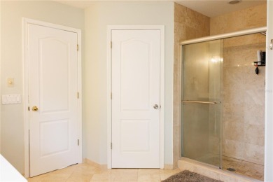 ***Seller is offering $10,000 towards buyers closing costs/rate on Hunters Green Country Club in Florida - for sale on GolfHomes.com, golf home, golf lot