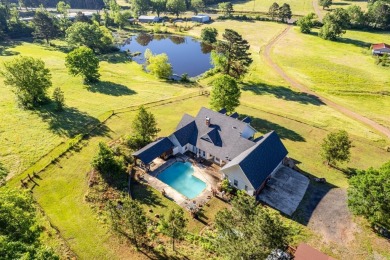 What a deal for this bundle! 4 bed, 3.5 bath, 2,911 sq ft. home on Glenwood Country Club in Arkansas - for sale on GolfHomes.com, golf home, golf lot
