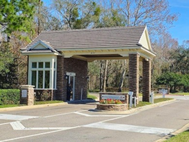 ***Seller is offering $10,000 towards buyers closing costs/rate on Hunters Green Country Club in Florida - for sale on GolfHomes.com, golf home, golf lot