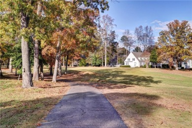 Enjoy fabulous golf course living in sought-after St. Andrew's on Fords Colony Country Club in Virginia - for sale on GolfHomes.com, golf home, golf lot