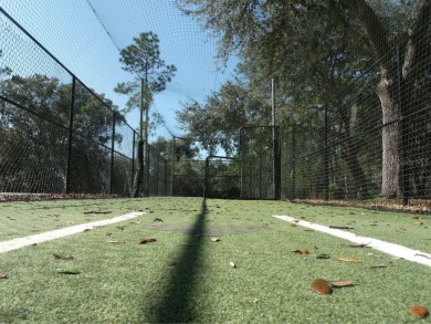 ***Seller is offering $10,000 towards buyers closing costs/rate on Hunters Green Country Club in Florida - for sale on GolfHomes.com, golf home, golf lot