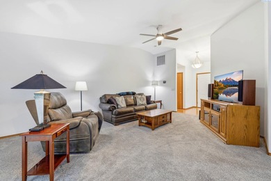 MLS# 289986 Welcome to this beautiful 1,720 sq ft single-level on Canyon Lakes Golf Course in Washington - for sale on GolfHomes.com, golf home, golf lot