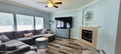 Live in Oakleaf Plantation in a very spacious home with a on Eagle Landing Golf Club in Florida - for sale on GolfHomes.com, golf home, golf lot