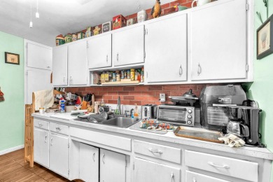 Charming 3-bed, 2-bath home in East Pompano Beach, just minutes on Pompano Beach Golf Course  in Florida - for sale on GolfHomes.com, golf home, golf lot