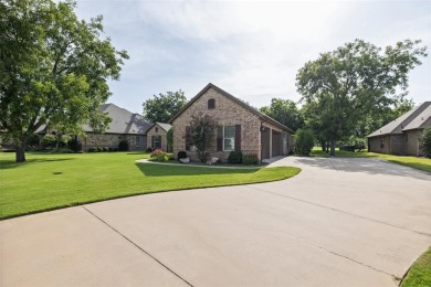 GOLFER'S DREAM HOME overlooking 15th hole of the Nutcracker Golf on Nutcracker Golf Club in Texas - for sale on GolfHomes.com, golf home, golf lot