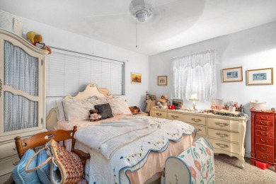 Charming 3-bed, 2-bath home in East Pompano Beach, just minutes on Pompano Beach Golf Course  in Florida - for sale on GolfHomes.com, golf home, golf lot