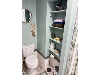 Looking for a change in lifestyle? Welcome to 39 Pueblo Trail on Lake Mohawk Golf Club in Ohio - for sale on GolfHomes.com, golf home, golf lot