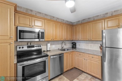 Welcome home! Very bright and updated unit with amazing natural on Palm-Aire Country Club and Resort - Palms in Florida - for sale on GolfHomes.com, golf home, golf lot
