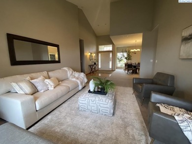 MLS# 290013 This stunning 3-bedroom home is located in a on Horn Rapids Golf Club in Washington - for sale on GolfHomes.com, golf home, golf lot