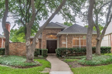 Welcome home to this custom one story located in the highly on Plantation Golf Course in Texas - for sale on GolfHomes.com, golf home, golf lot