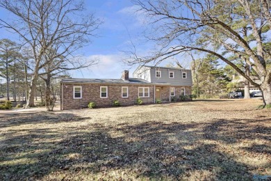 The one you've been waiting for!! A beautiful, renovated 3 on Burningtree Country Club in Alabama - for sale on GolfHomes.com, golf home, golf lot