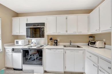 Beautiful condo located in highly sought-after Boca Lago Country on Boca Lago Golf and Country Club in Florida - for sale on GolfHomes.com, golf home, golf lot