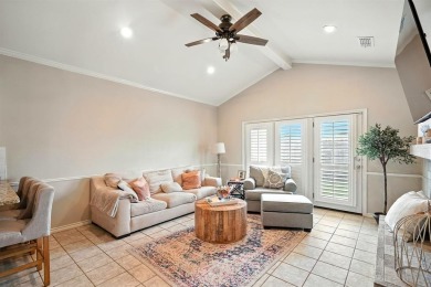 Newly updated Tamarisk gem in Fairway Oaks! This spacious on Abilene Country Club - South Course in Texas - for sale on GolfHomes.com, golf home, golf lot
