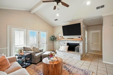 Newly updated Tamarisk gem in Fairway Oaks! This spacious on Abilene Country Club - South Course in Texas - for sale on GolfHomes.com, golf home, golf lot