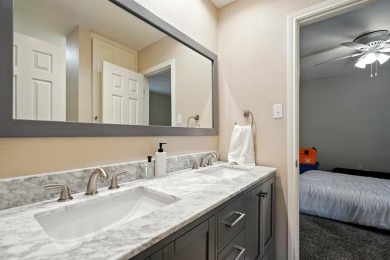 Newly updated Tamarisk gem in Fairway Oaks! This spacious on Abilene Country Club - South Course in Texas - for sale on GolfHomes.com, golf home, golf lot