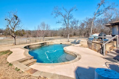 This stunning 5 bedroom, 3 bath home offers breathtaking lake on Lake Kiowa Golf Course in Texas - for sale on GolfHomes.com, golf home, golf lot