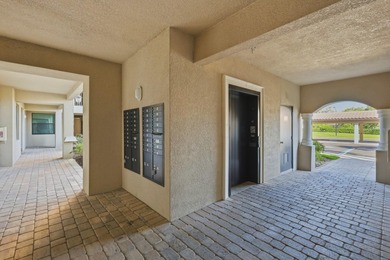 Come get your luxurious permanent vacation on at Lakewood on Lakewood National Golf Club in Florida - for sale on GolfHomes.com, golf home, golf lot