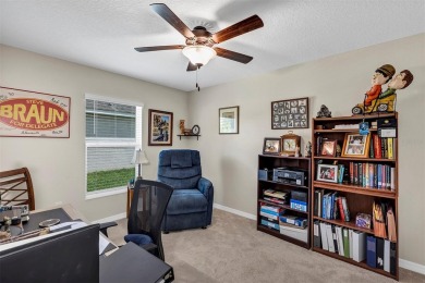 Like-New, PRICED TO SELL! Modern Affordable Low-Maintenance on Arlington Ridge Golf Club in Florida - for sale on GolfHomes.com, golf home, golf lot