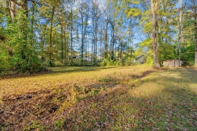 This BEAUTIFUL 3-bedroom BRICK home is located a short walk away on Dalton Golf and Country Club in Georgia - for sale on GolfHomes.com, golf home, golf lot