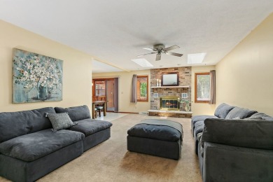 IN RECEIPT OF MULTIPLE OFFERS. SELLERS REQUEST SUBMISSION on Buena Vista Golf Course in Illinois - for sale on GolfHomes.com, golf home, golf lot