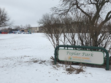 Welcome to 1930 Kenilworth Cir, unit E! Just the place that you on Hilldale Golf Club in Illinois - for sale on GolfHomes.com, golf home, golf lot