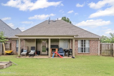 This well-maintained 1,780 square foot home is located in the on Wedgewood Golfers Club in Mississippi - for sale on GolfHomes.com, golf home, golf lot