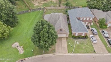 This well-maintained 1,780 square foot home is located in the on Wedgewood Golfers Club in Mississippi - for sale on GolfHomes.com, golf home, golf lot