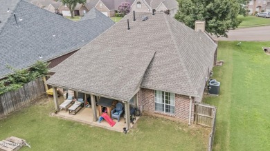 This well-maintained 1,780 square foot home is located in the on Wedgewood Golfers Club in Mississippi - for sale on GolfHomes.com, golf home, golf lot