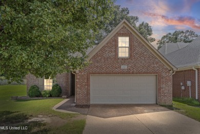 This well-maintained 1,780 square foot home is located in the on Wedgewood Golfers Club in Mississippi - for sale on GolfHomes.com, golf home, golf lot