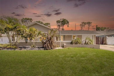 Under contract-accepting backup offers. One or more photo(s) has on Bardmoor Golf and Tennis Club in Florida - for sale on GolfHomes.com, golf home, golf lot