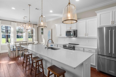 NEVER RENTED. SOLD FULLY FURNISHED. GOLF CART INCLUDED.This on Sandestin Golf and Beach Resort - Raven in Florida - for sale on GolfHomes.com, golf home, golf lot