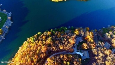 LAKEFRONT!! Beautiful private lot on magnificent Lake on Druid Hills Golf Club in Tennessee - for sale on GolfHomes.com, golf home, golf lot