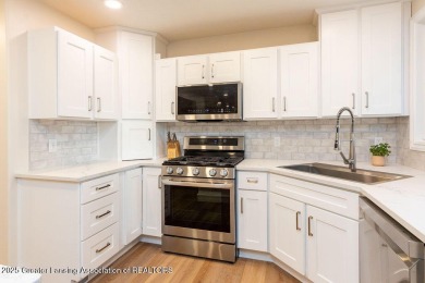 Welcome to this stunning 2,500+/- sq. ft. two-story home on Meridian Sun Golf Club in Michigan - for sale on GolfHomes.com, golf home, golf lot