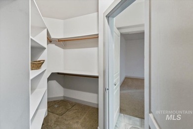 Beautifully maintained single-level home in a desirable Nampa on Ridgecrest Golf Course in ID - for sale on GolfHomes.com, golf home, golf lot