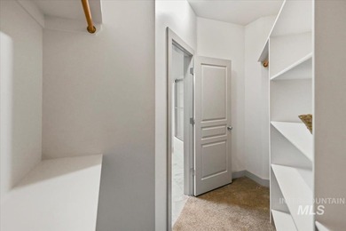 Beautifully maintained single-level home in a desirable Nampa on Ridgecrest Golf Course in ID - for sale on GolfHomes.com, golf home, golf lot