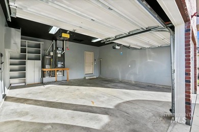 Beautifully maintained single-level home in a desirable Nampa on Ridgecrest Golf Course in ID - for sale on GolfHomes.com, golf home, golf lot