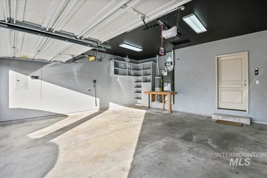 Beautifully maintained single-level home in a desirable Nampa on Ridgecrest Golf Course in ID - for sale on GolfHomes.com, golf home, golf lot