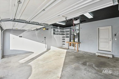 Beautifully maintained single-level home in a desirable Nampa on Ridgecrest Golf Course in ID - for sale on GolfHomes.com, golf home, golf lot