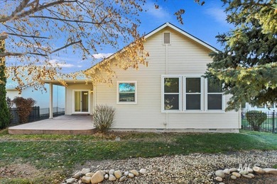 Beautifully maintained single-level home in a desirable Nampa on Ridgecrest Golf Course in ID - for sale on GolfHomes.com, golf home, golf lot