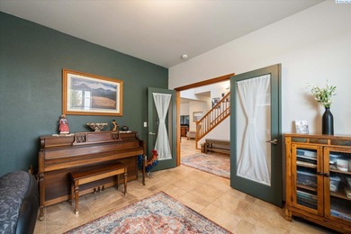 Tucked into Loden Greens, in the middle of Canyon Lakes.  Step on Canyon Lakes Golf Course in Washington - for sale on GolfHomes.com, golf home, golf lot