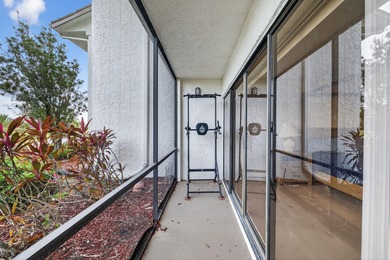 Beautiful 2 Bedroom, 2 Bathroom 1st Floor Condo Overlooking the on Meadowood Golf and Tennis Club in Florida - for sale on GolfHomes.com, golf home, golf lot