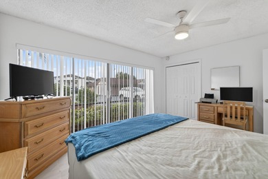 Beautiful 2 Bedroom, 2 Bathroom 1st Floor Condo Overlooking the on Meadowood Golf and Tennis Club in Florida - for sale on GolfHomes.com, golf home, golf lot