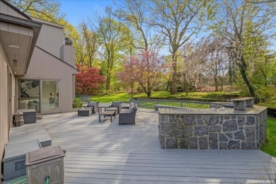 LAKE SUCCESS: Imagine unlocking the door to your new beginning on Lake Success Golf Club in New York - for sale on GolfHomes.com, golf home, golf lot