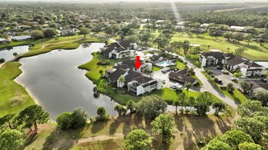 Beautiful 2 Bedroom, 2 Bathroom 1st Floor Condo Overlooking the on Meadowood Golf and Tennis Club in Florida - for sale on GolfHomes.com, golf home, golf lot