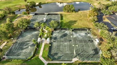 Beautiful 2 Bedroom, 2 Bathroom 1st Floor Condo Overlooking the on Meadowood Golf and Tennis Club in Florida - for sale on GolfHomes.com, golf home, golf lot