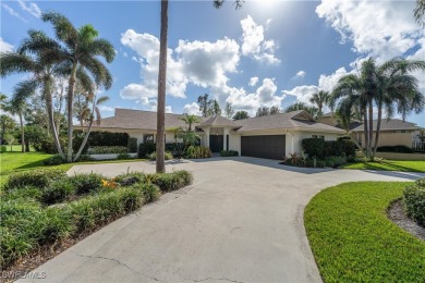 THE FOREST COUNTRY CLUB--   Tucked within The Forest 3bd/2bath on The Forest Country Club in Florida - for sale on GolfHomes.com, golf home, golf lot