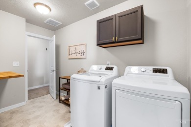 Welcome to 3150 N Cherry Grove Way in Star's sought-after on River Birch Golf Course in Idaho - for sale on GolfHomes.com, golf home, golf lot