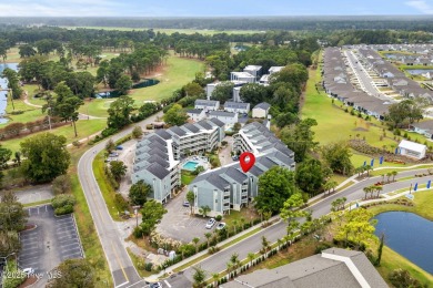 This beautifully maintained, open-concept condo is a must-see! on Possum Trot Golf Course in South Carolina - for sale on GolfHomes.com, golf home, golf lot